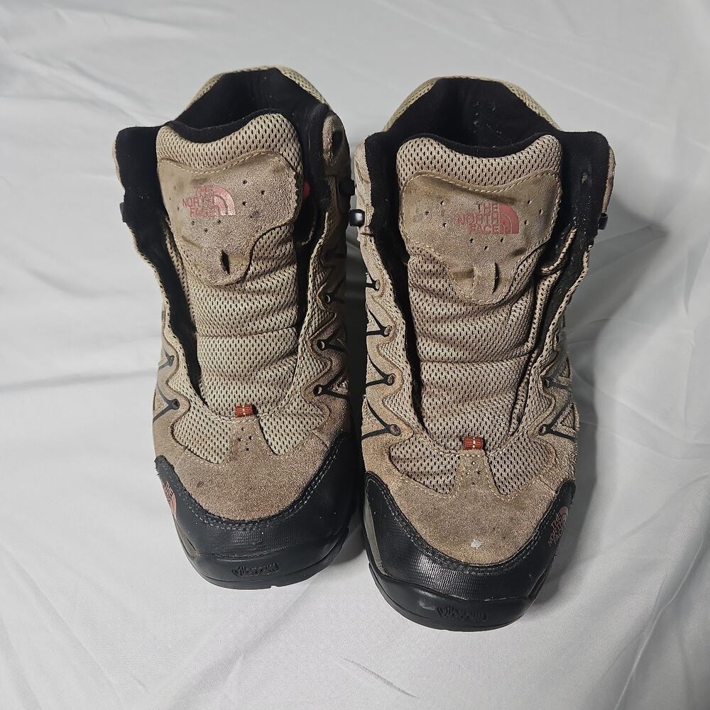 The North Face Storm III Men's Hiking Shoes HydroSeal Waterproof Vibram Tan Sz 9